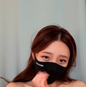 BJ_likecho的韩国风格热舞视频：创意简单的羞羞舞蹈